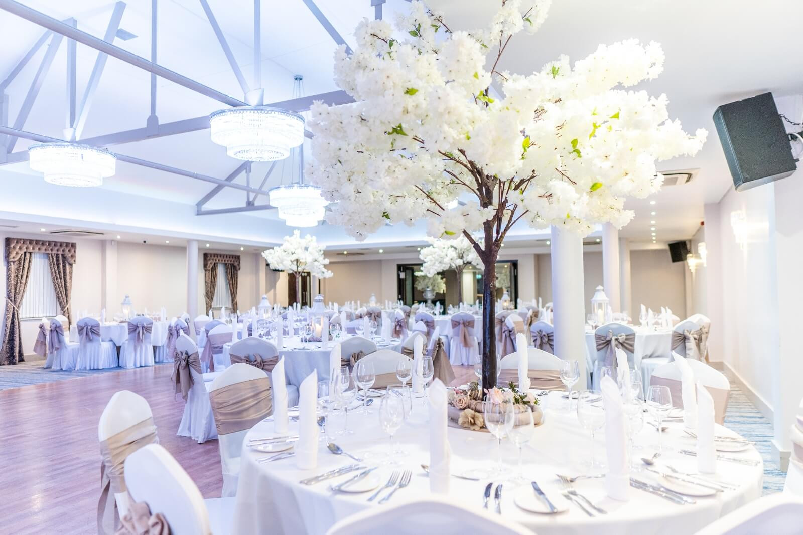 Waterfoot Hotel
