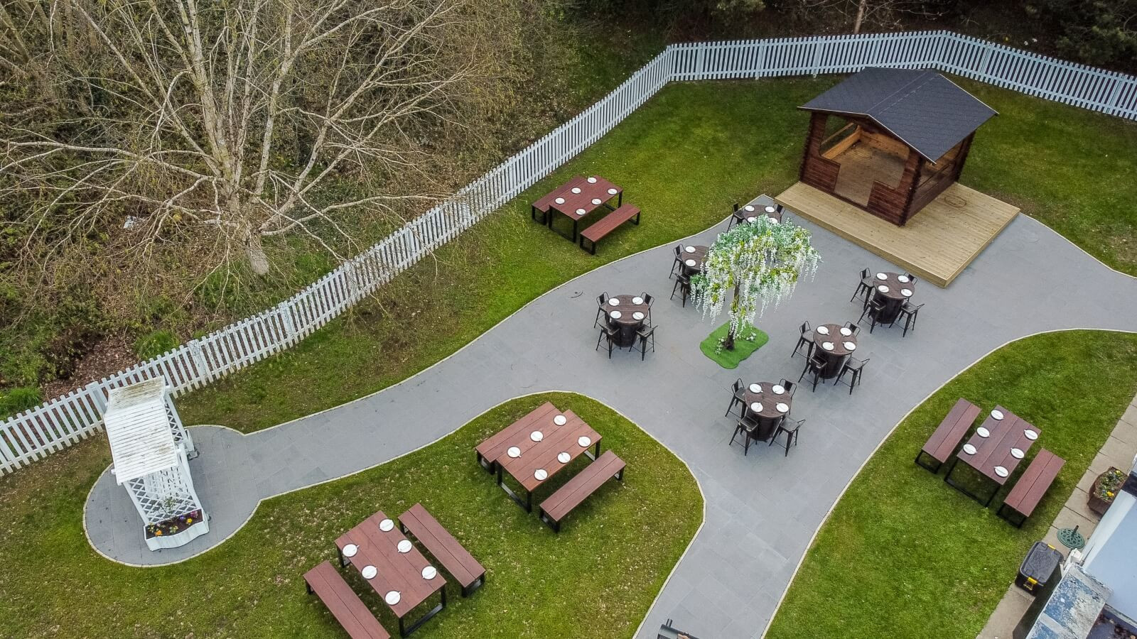 Waterfoot Hotel